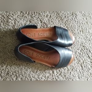 Sole society flats